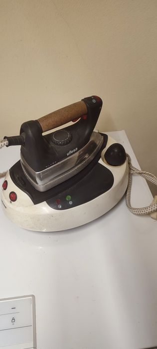 Ferro engomar com caldeira Ufesa