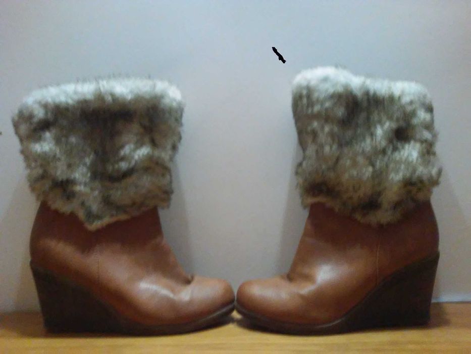 buty   kozaki  z kożuszkiem na koturnie roz. 38
