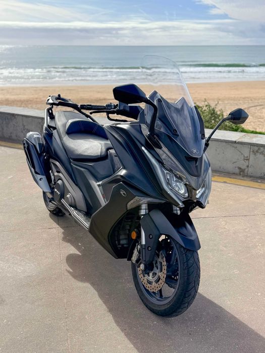 Maxiscooter KYMCO AK550