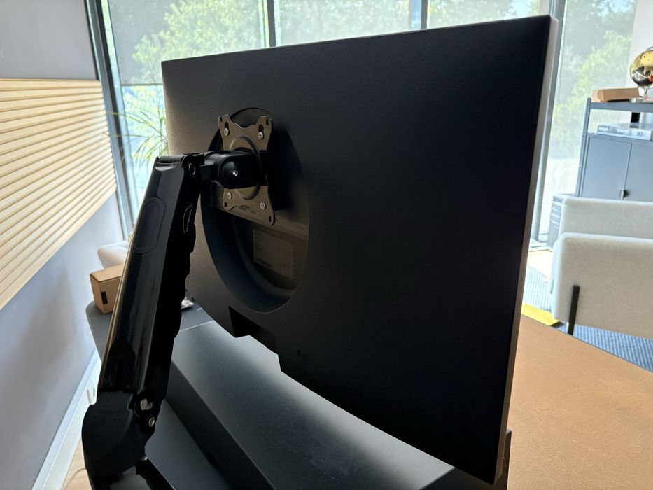Monitor Samsung 28” 4K UHD – U28R550