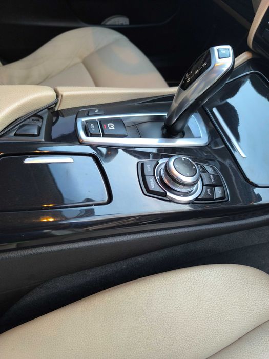 Продаж автомобіля BMW F10