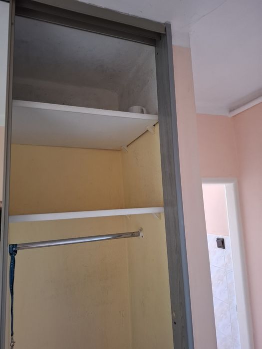 Szafa przesuwna pod zabudowe