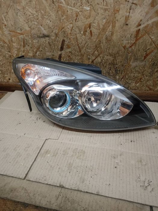 Передні фари Hyundai i30 Хюндай І30 2007-2012