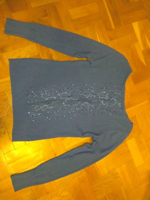 Дівчача кофтинка