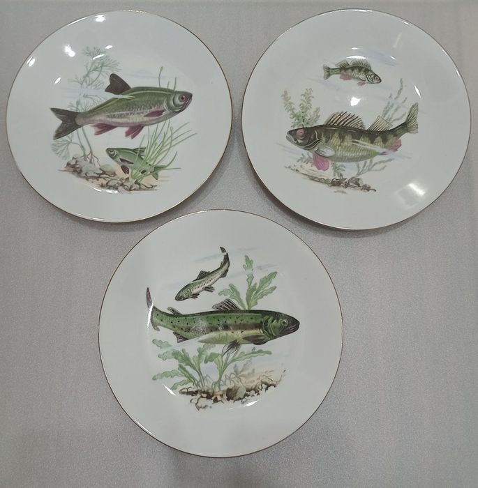 Тарелки Фарфор. ГДР KAHLA. "Рыбки"