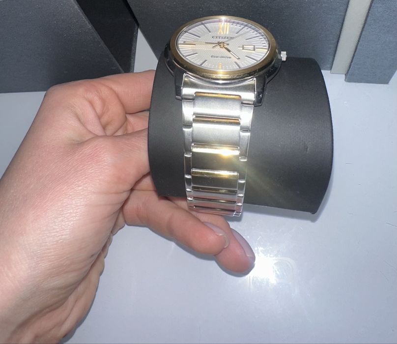 Годиник наручний CITIZEN