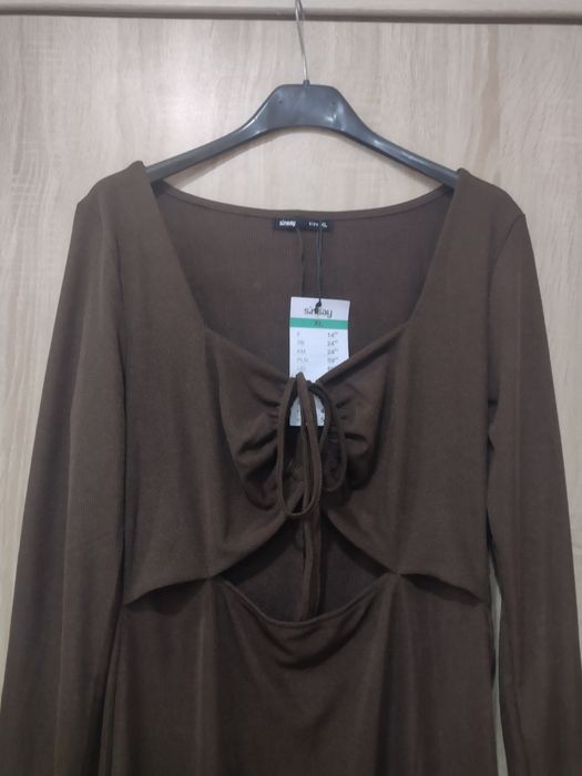 Sukienka midi Sinsay