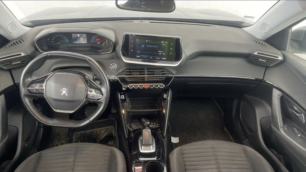 PEUGEOT E-2008 50 kWh ACTIVE PACK – 100 kW — photo 5