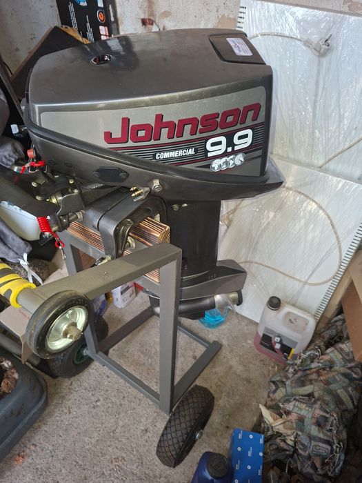 Лодка Калибри КМ-330 с мотором 15л.с. Johnson комплектная