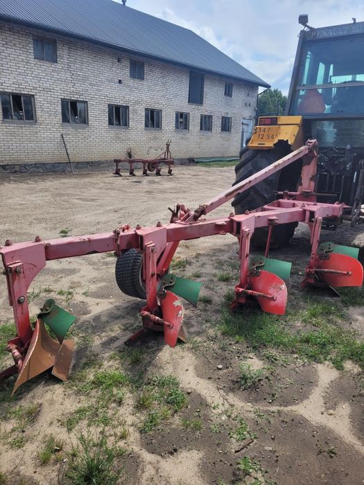 Pług zagonowy Unia 4 skibowy