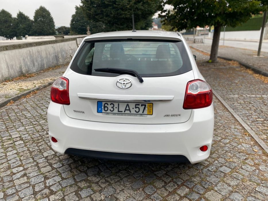 Toyota auris 1.4 d4d Vila Nova De Famalicão E Calendário • OLX.pt