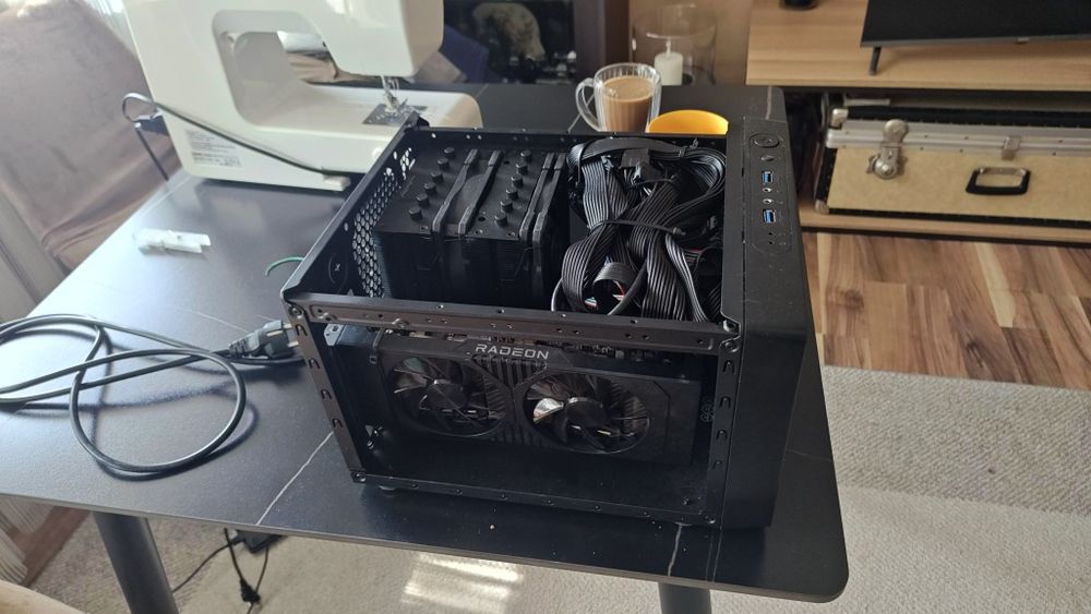 Obudowa do komputer Cube Kolnik Satelite ITX