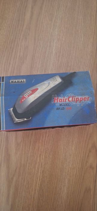 Máquina de Cortar Cabelo WAHAI RFJZ-306 – Com Caixa e Acessórios