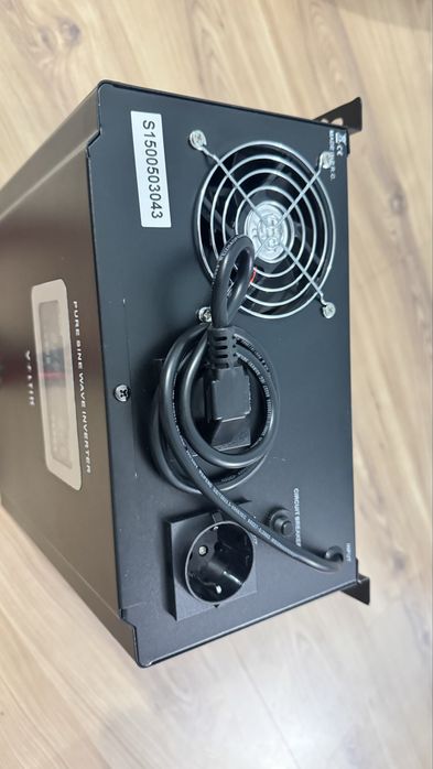 Інвертор Voltik  24v 1500w + вбудований стабілізатор ( ДЖБ )