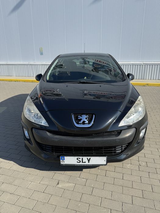 Продам Peugeot 308 2010 1.6 автомат