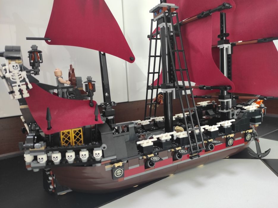 Statek LEGO piraci z Karaibów 4195