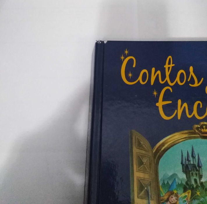 Livro de 26 contos de Encantar - Clássicos Infantis.