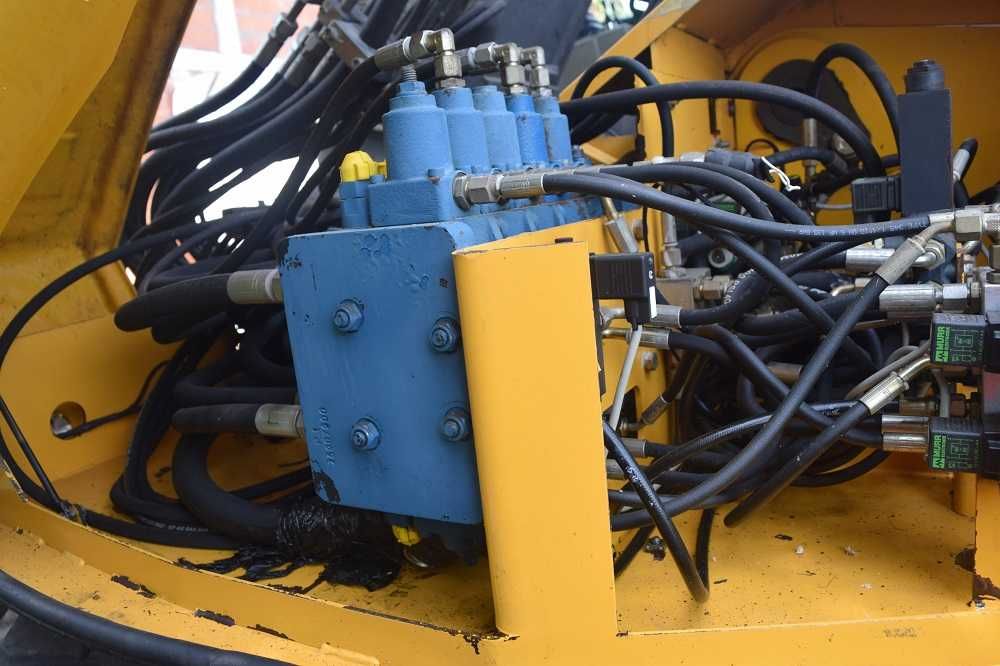 Mecalac 12MXT koparka komplet łyżek + widły
