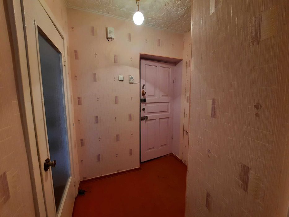 Продам дешёвую 2-х комнатную квартиру на Новых Домах.