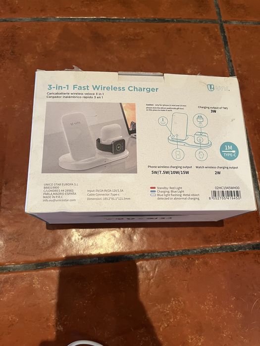 Carregador Wireless 3 em 1 UNI – iPhone, Apple Watch e AirPods