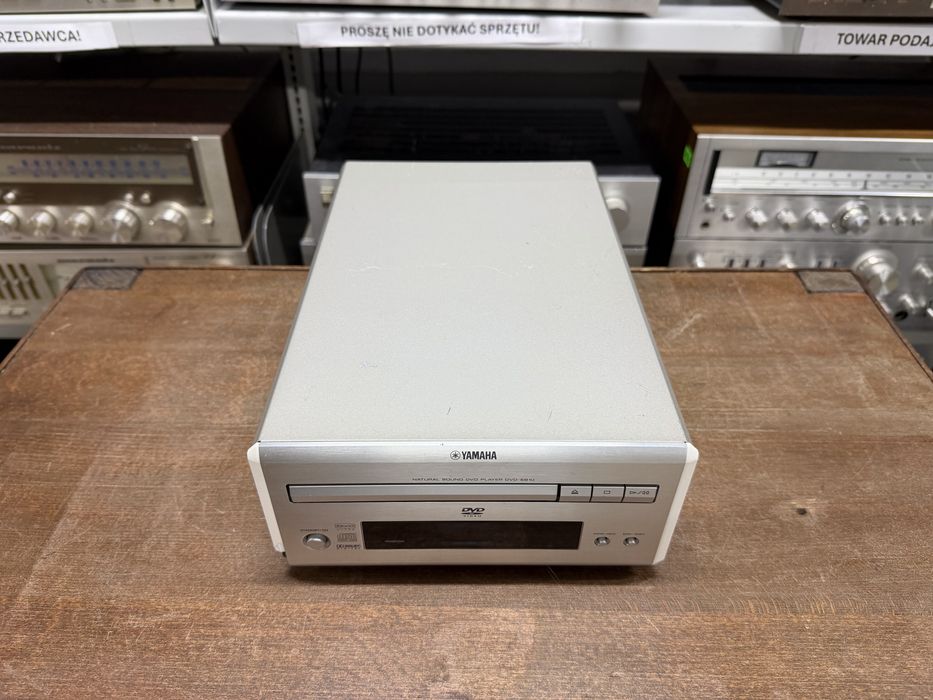 ‼️ Yamaha DVD-E810– Odtwarzacz CD Hi-Fi z Serii PianoCraft, Przetwornikiem DAC i Kompaktową Konstrukcją | Audio Room
