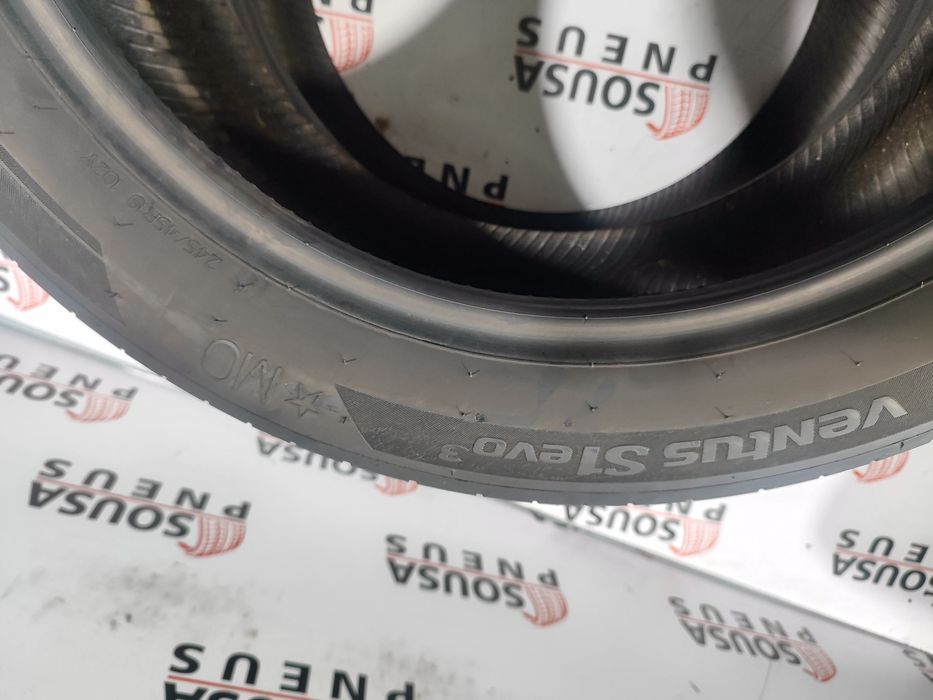 2 pneus semi novos 245-45R19 Hankook - Oferta dos Portes