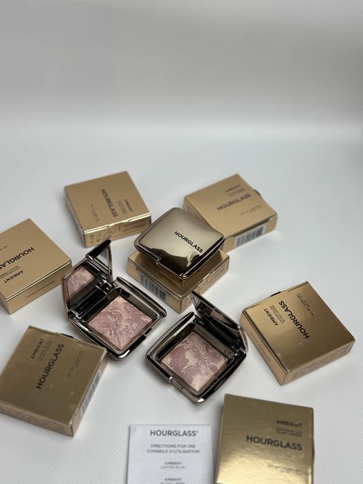 Румʼяна румяна Hourglass Ambient Mood Exposure