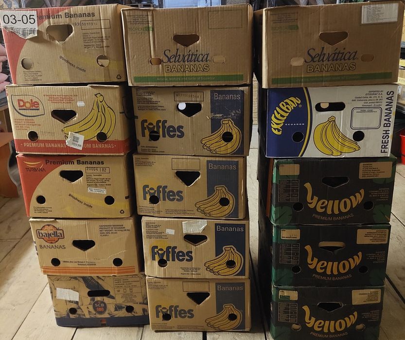 Продам бананові ящики.