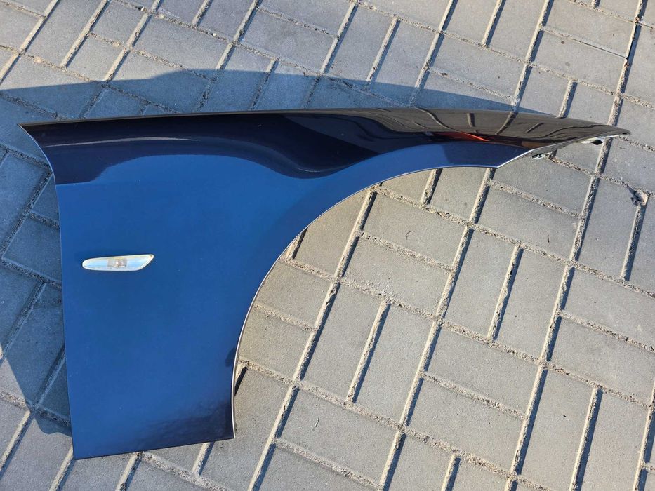 BMW 3 E90 E91 Błotnik Przód Prawy A22/7 SPARKLING GRAPHITE Org. Lakier