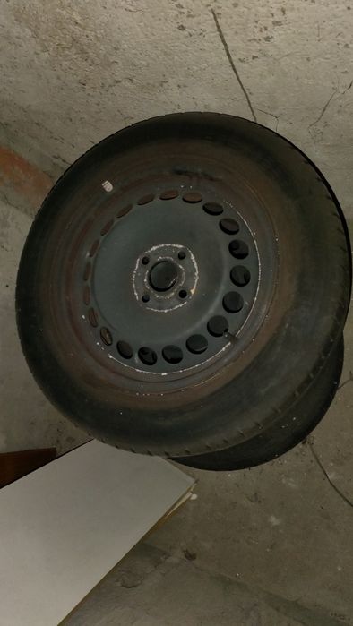 Felgi stalowe 15 z oponami