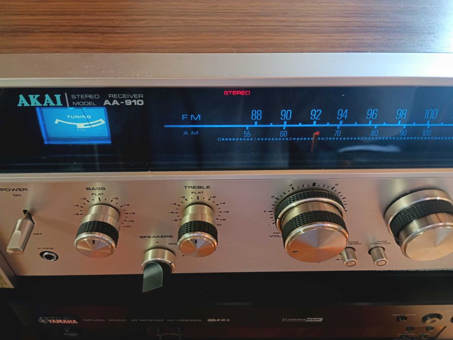receiver AKAI AA-910