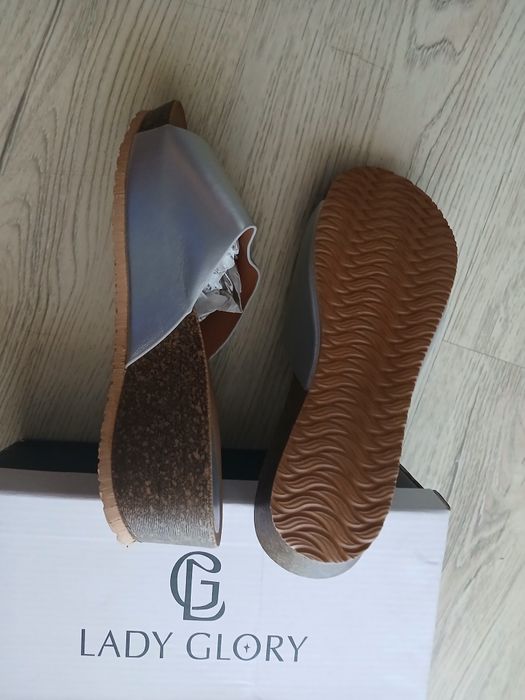 Klapki damskie nowe