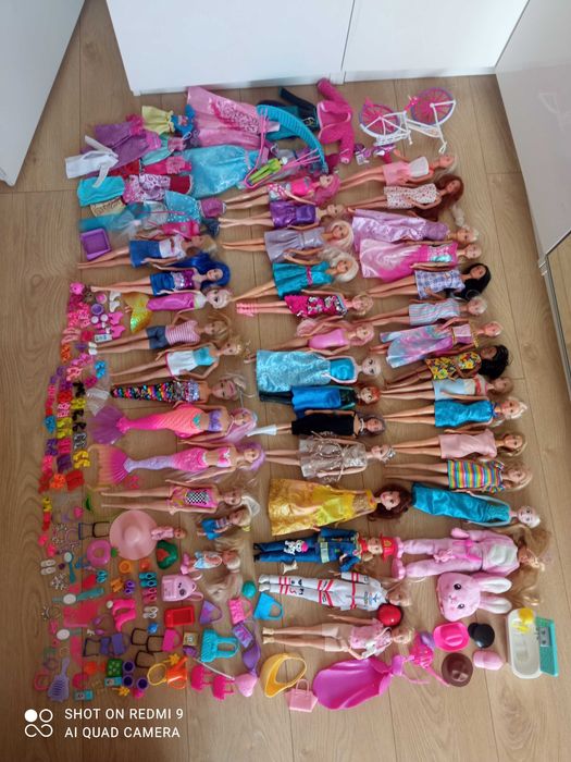 Zestaw Barbie ponad 200 elementów