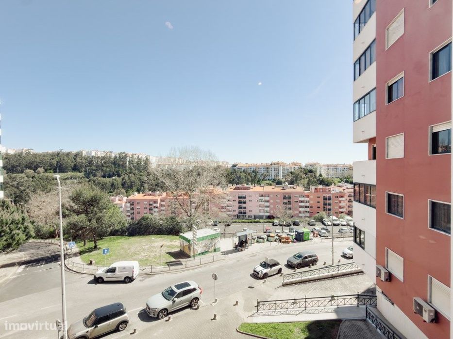 Apartamento T2 em São Marcos com Garagem