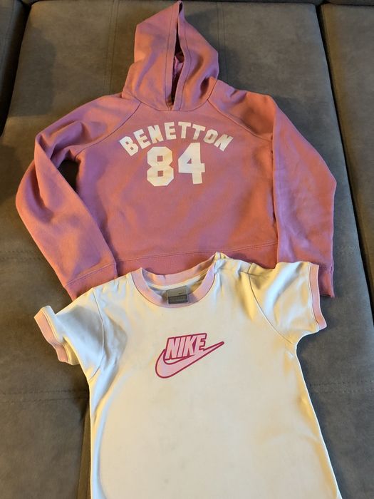 Roupa de menina, bom estado de conservação.
