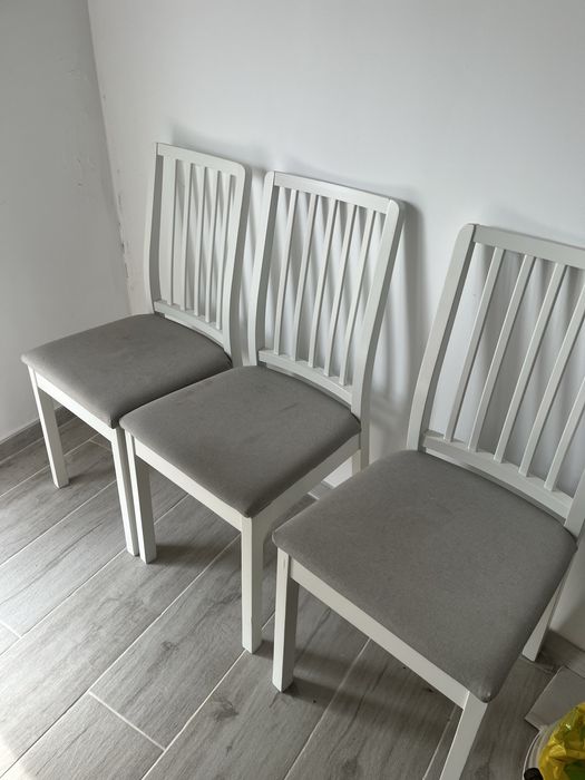 3 cadeiras do ikea