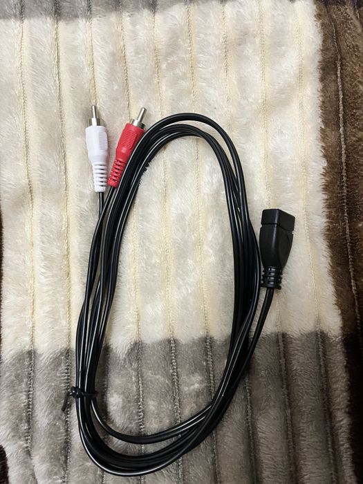 USB  в 2 RCA AV кабель (тюльпани), 1.5 м