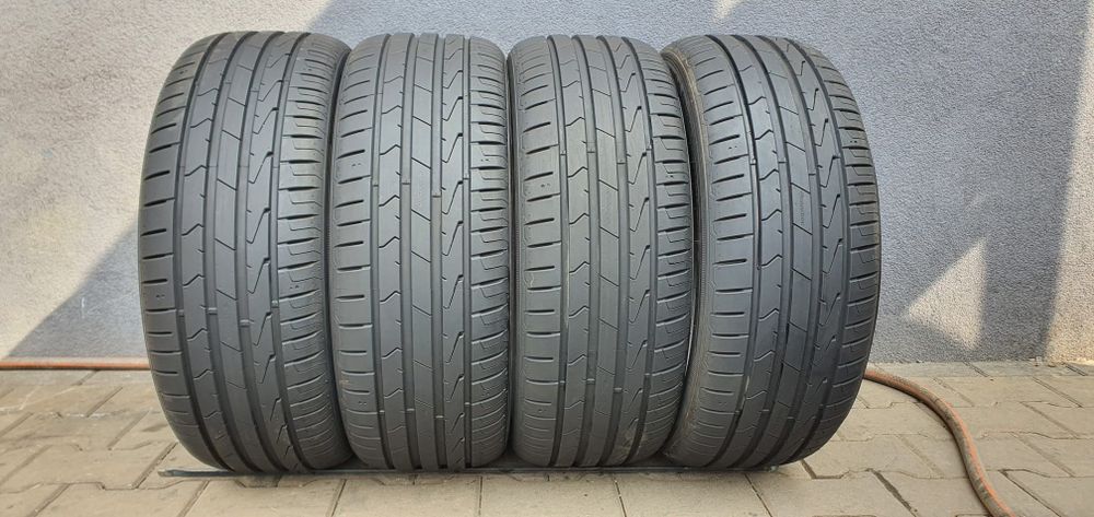 215/45/18 Hankook komplet jak Nowe