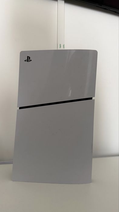 PS5 Versão  digital e 2 comandos