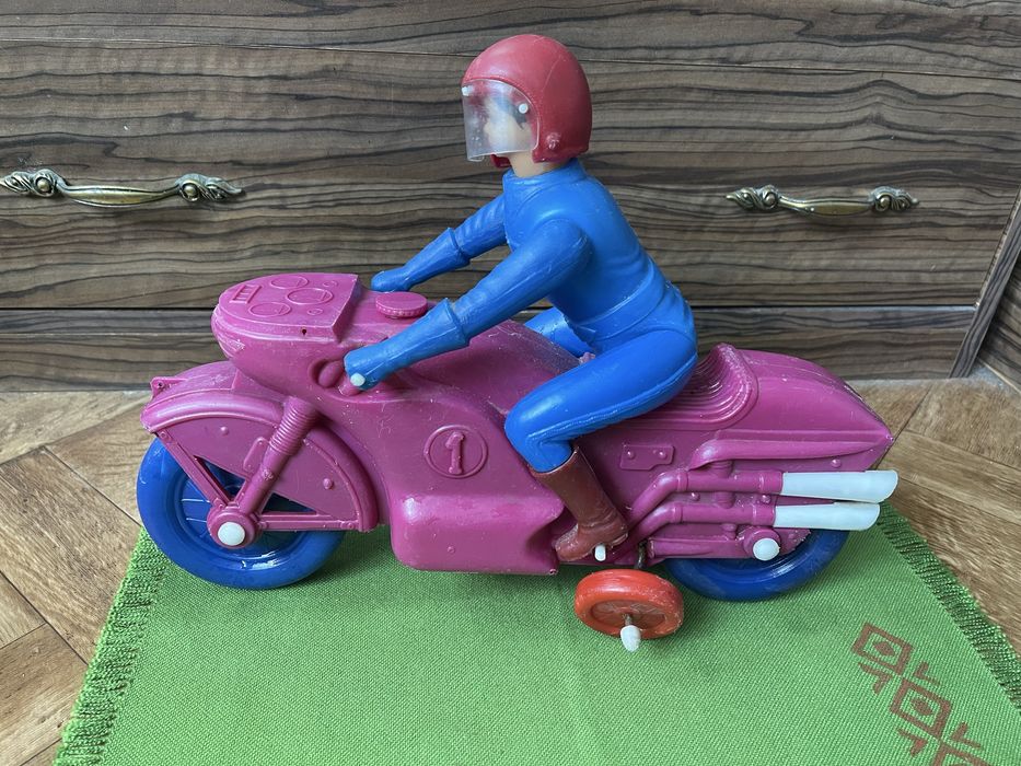 Редкая игрушка времен СССР .