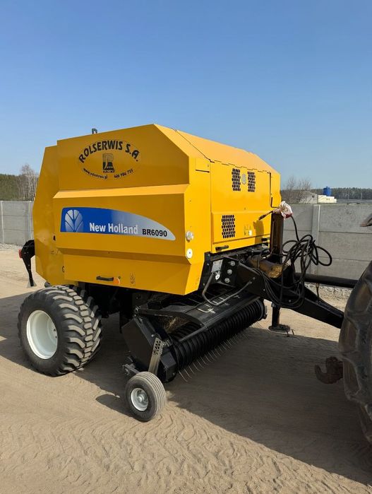 New Holland BR6090
