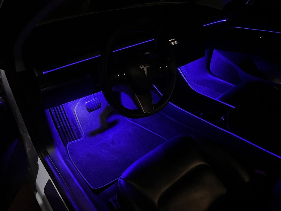 Ambilight Tesla Model 3