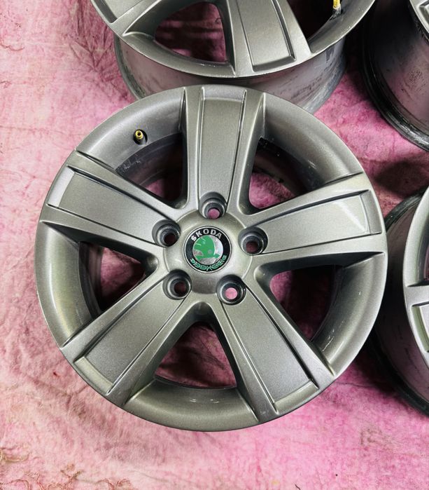 R15 диски оригинал Skoda Octavia А5. 5/112