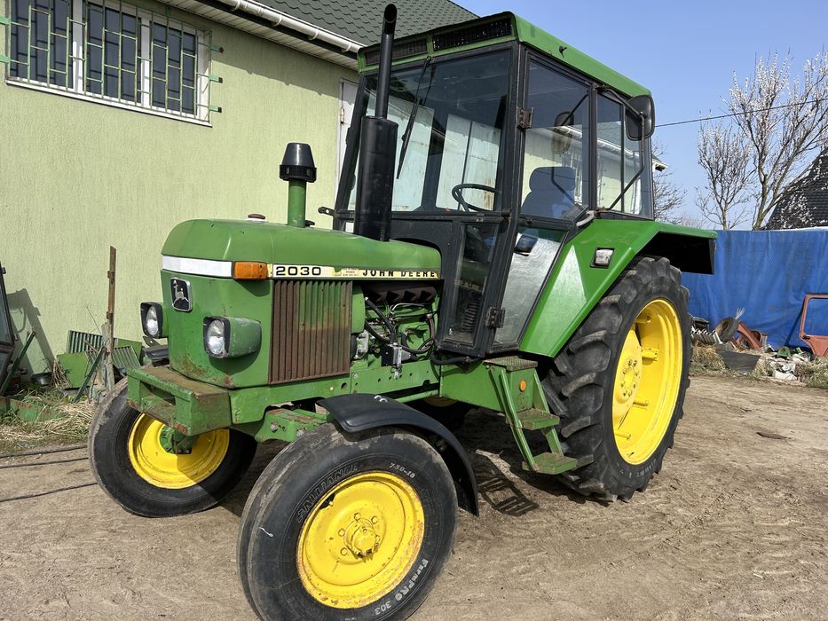 Трактор Джон-Дир 2030