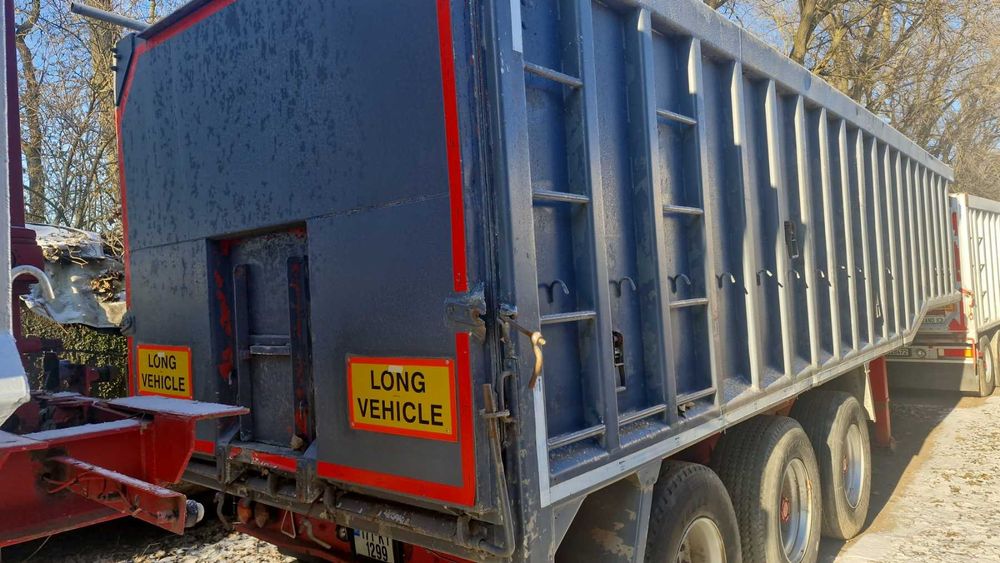 Напівпричіп самоскид Fruehauf Crane зерновоз 50м3 Свіжий