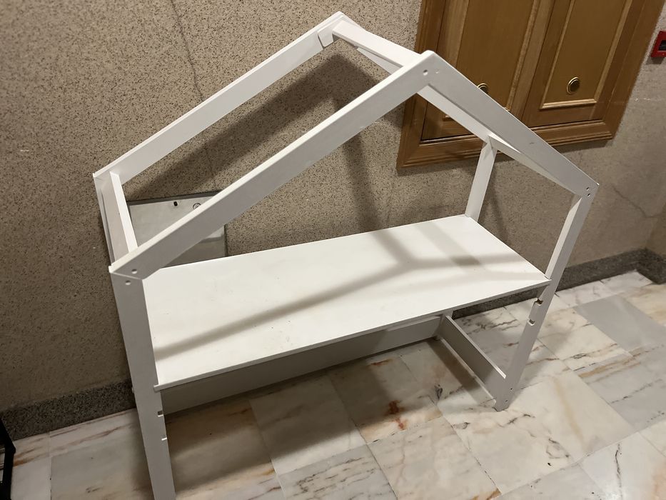 Secretaria criança casinha