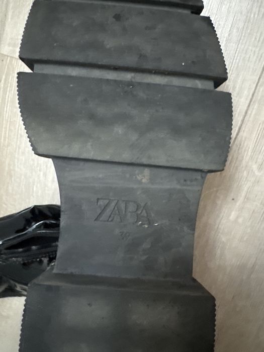 Продам сапожки латексні