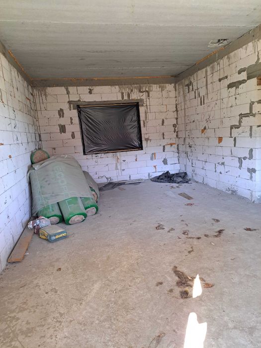 Практичний будинок в лісовій Бучі