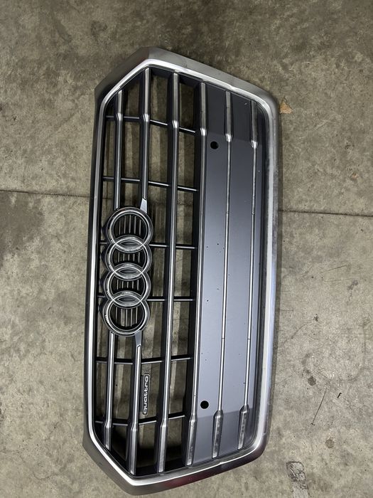 Audi q5 2020 решітка радіатора, оригінал