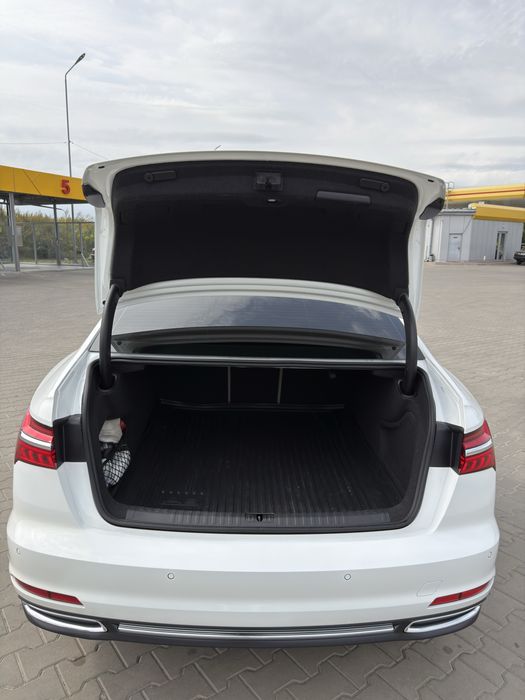 Audi A6 2019 VIN WAUD8AF24KN127510 фото оголошення 17 з 24